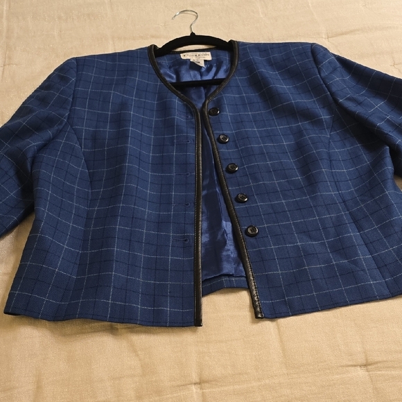 Pendleton Blue Checkered Blazer - Picture 6 of 13